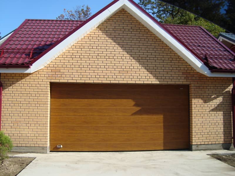 Секционные ворота DoorHan в Липецке с установкой